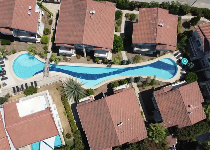 Вилла Pine Golf Village