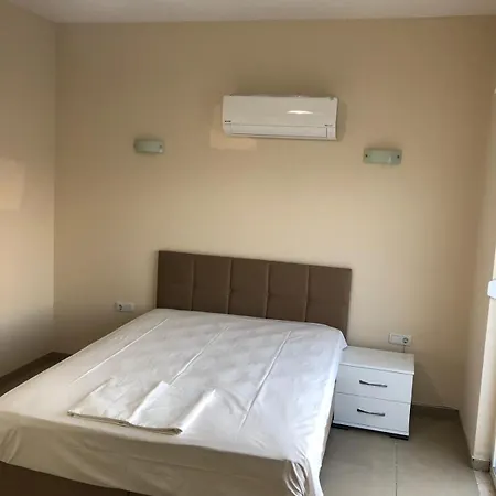 Vilă Pine Golf Village *